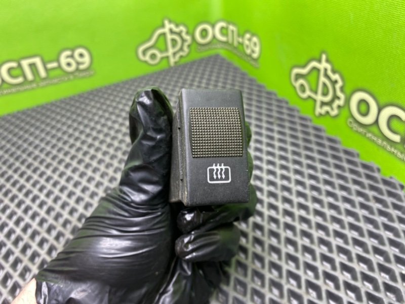 Кнопка обогрева заднего стекла, 590 рублей, Тверь