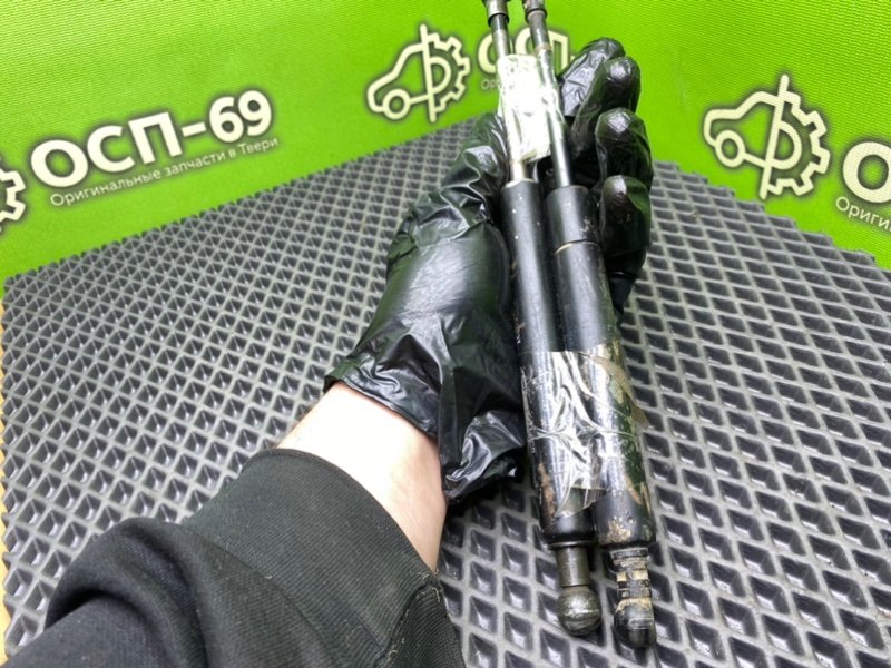 Амортизаторы багажника, 990 рублей, Тверь