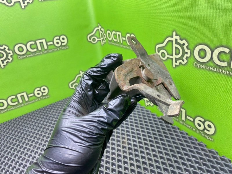 Замок капота, 990 рублей, Тверь