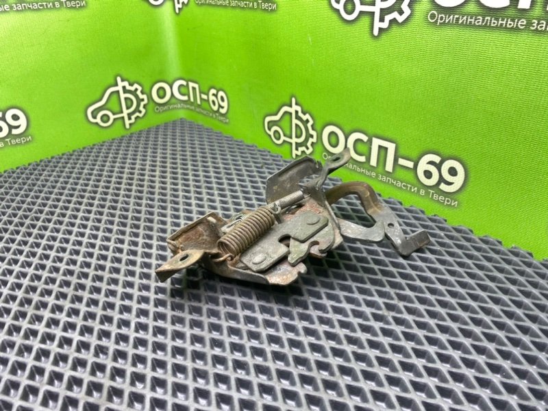 Замок капота, 990 рублей, Тверь