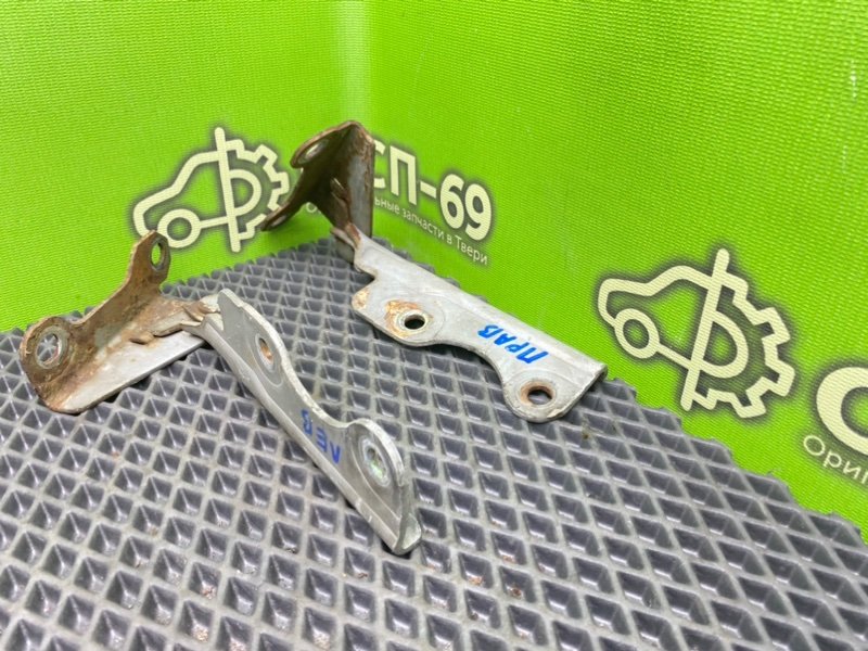 Петли капота, 1990 рублей, Тверь