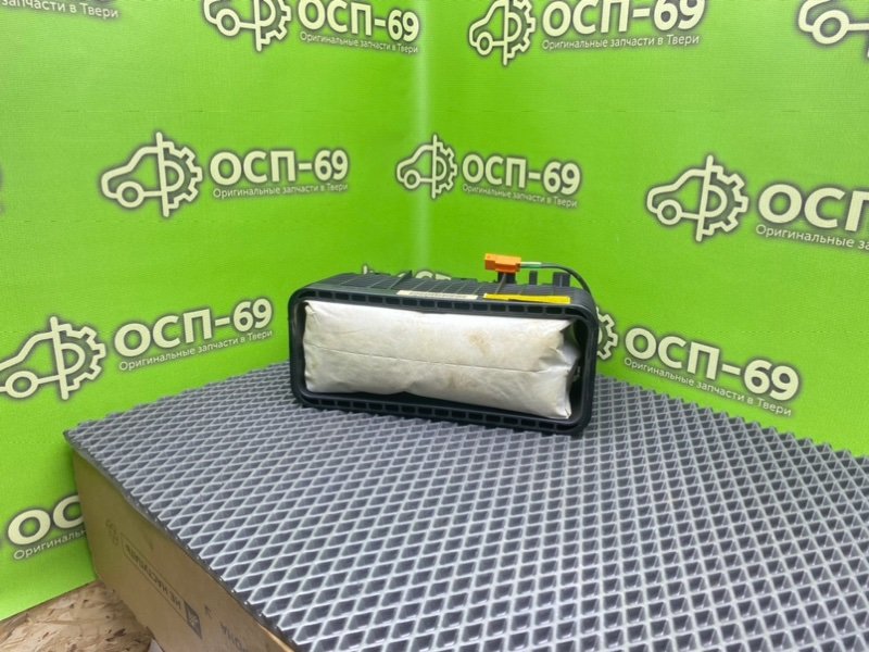 Подушка безопасности, 990 рублей, Тверь