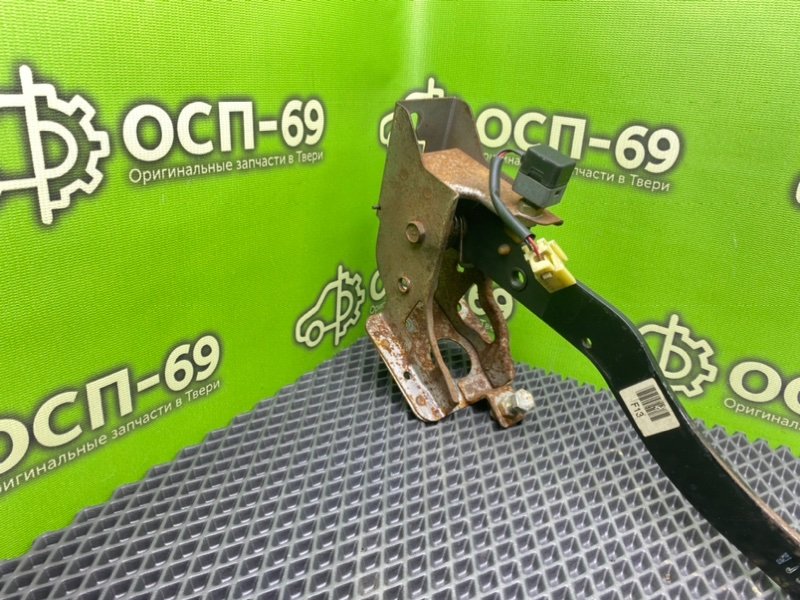 Педаль сцепления, 1290 рублей, Тверь