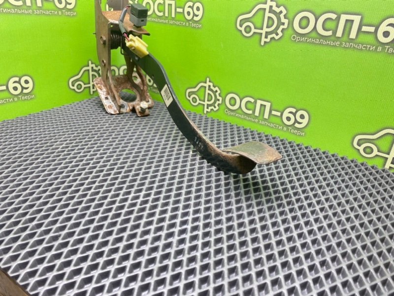 Педаль сцепления, 1290 рублей, Тверь