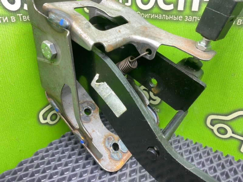 Педаль тормоза, 1690 рублей, Тверь