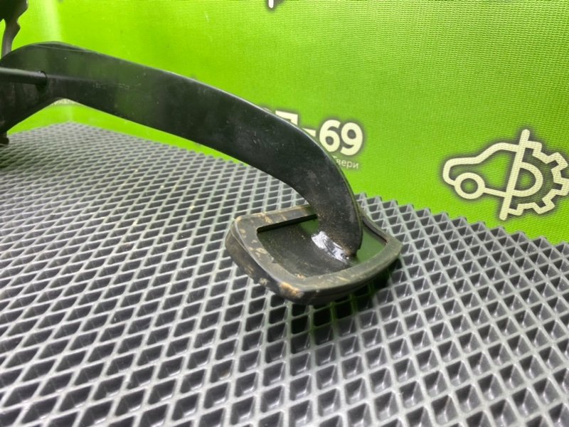 Педаль тормоза, 1690 рублей, Тверь