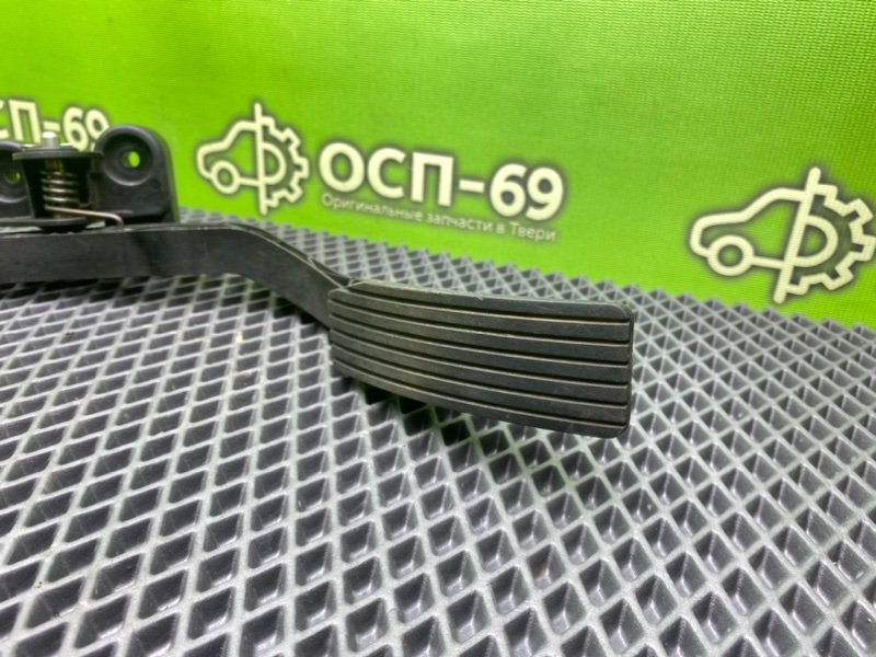 Педаль газа, 790 рублей, Тверь