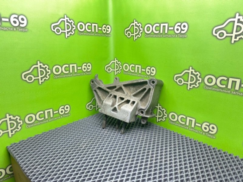 Кронштейн двигателя, 1990 рублей, Тверь