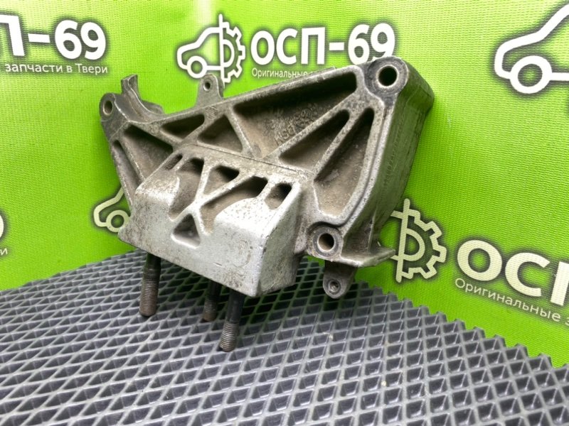 Кронштейн двигателя, 1990 рублей, Тверь