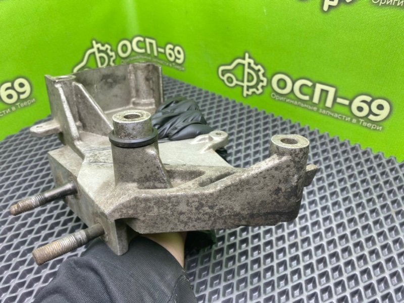 Кронштейн двигателя, 1990 рублей, Тверь