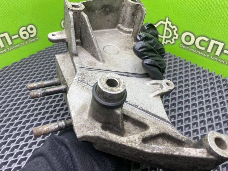 Кронштейн двигателя, 1990 рублей, Тверь