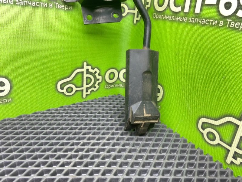 Педаль газа, 1990 рублей, Тверь