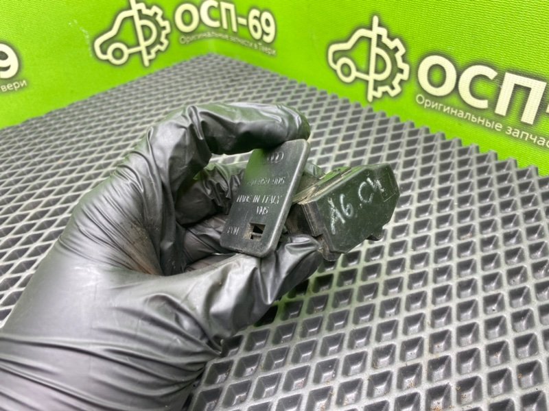 Концевик багажника, 990 рублей, Тверь