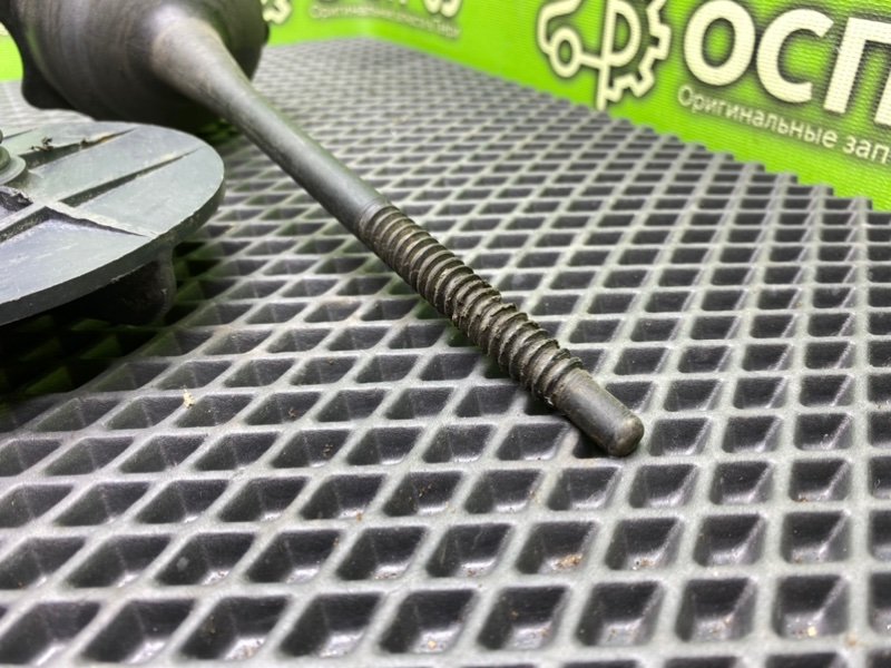 Болт крепления запасного колеса, 990 рублей, Тверь