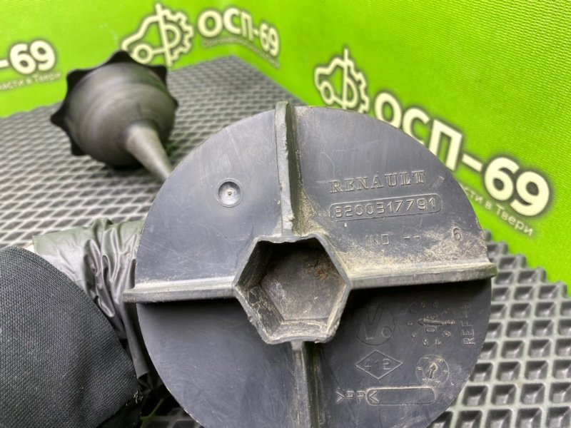 Болт крепления запасного колеса, 990 рублей, Тверь