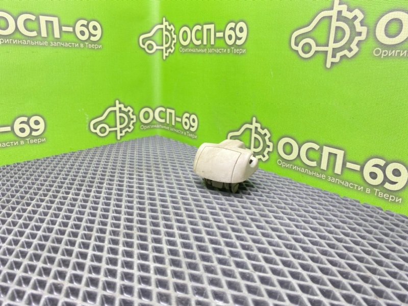 Крепление солнцезащитного козырька, 690 рублей, Тверь