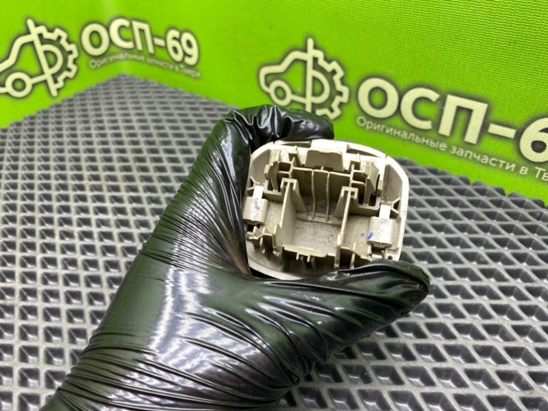 Крепление солнцезащитного козырька, 690 рублей, Тверь