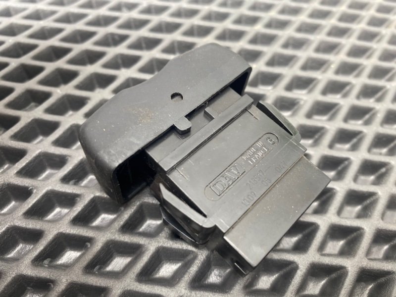 Кнопка центрального замка, 490 рублей, Тверь