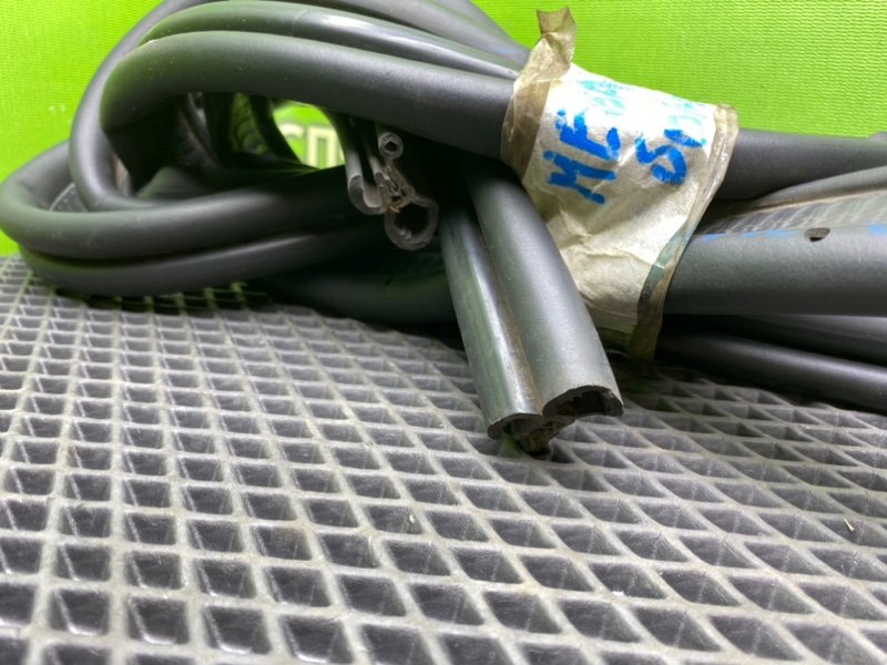 Резинка багажника, 990 рублей, Тверь