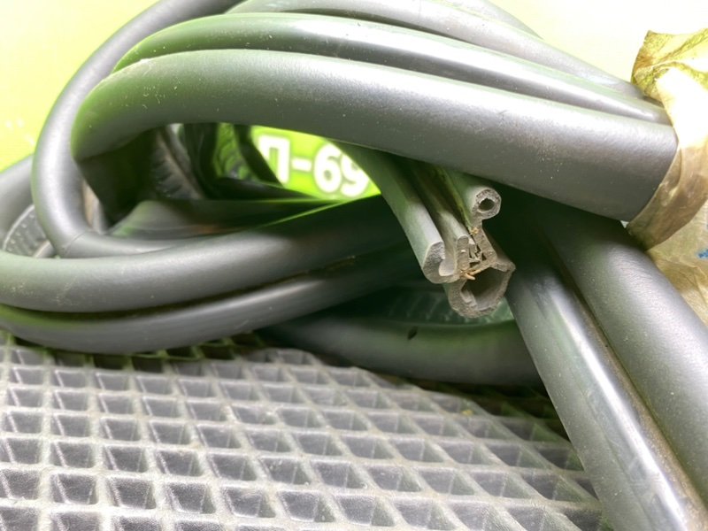 Резинка багажника, 990 рублей, Тверь