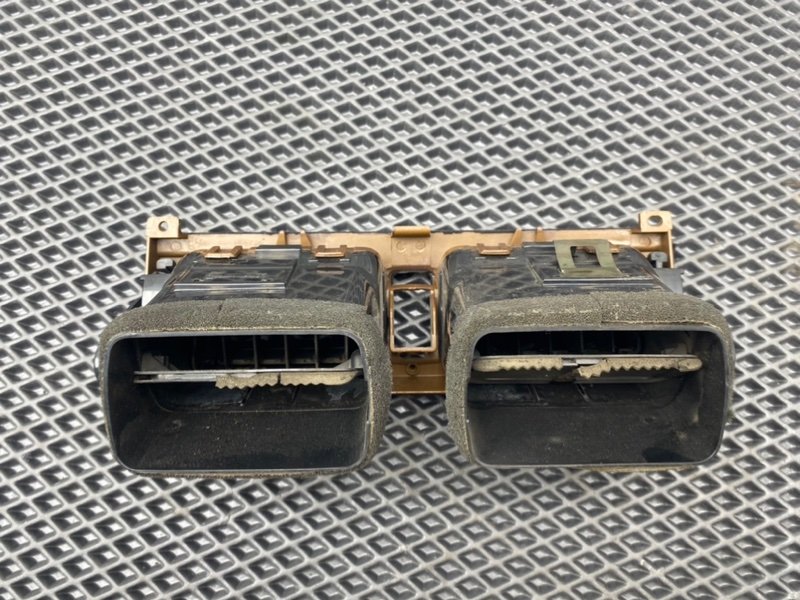 Центральный дефлектор, 890 рублей, Тверь