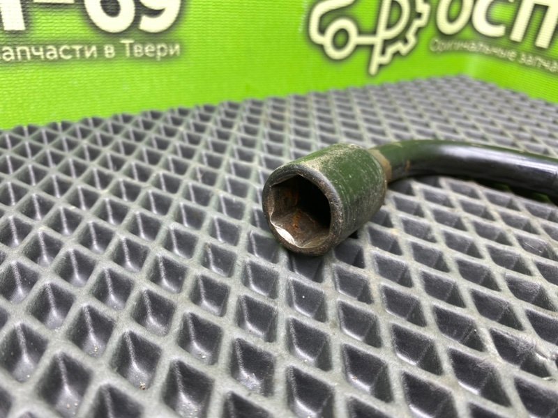 Ключ балонный, 890 рублей, Тверь