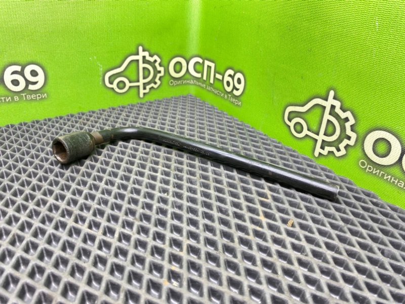 Ключ балонный, 890 рублей, Тверь