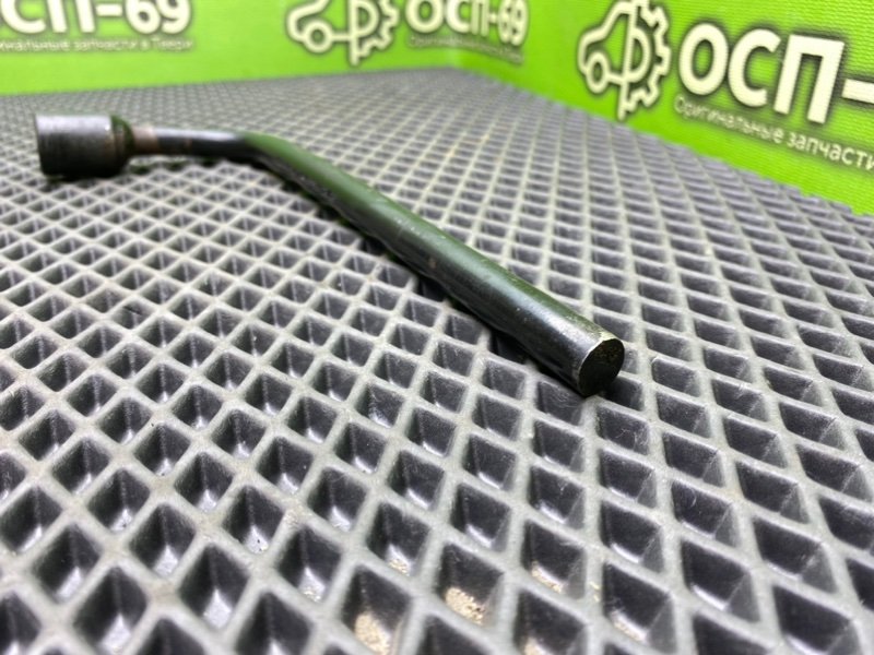 Ключ балонный, 890 рублей, Тверь