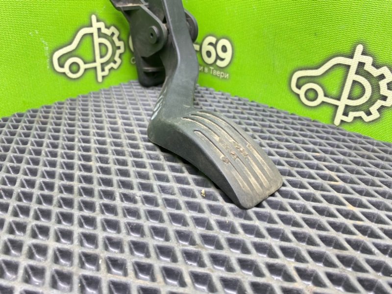 Педаль газа, 690 рублей, Тверь