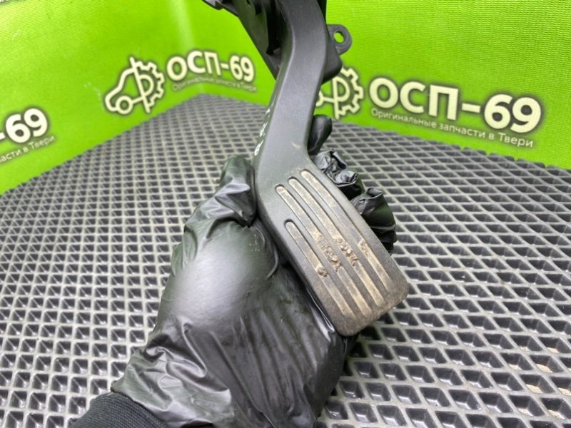 Педаль газа, 690 рублей, Тверь