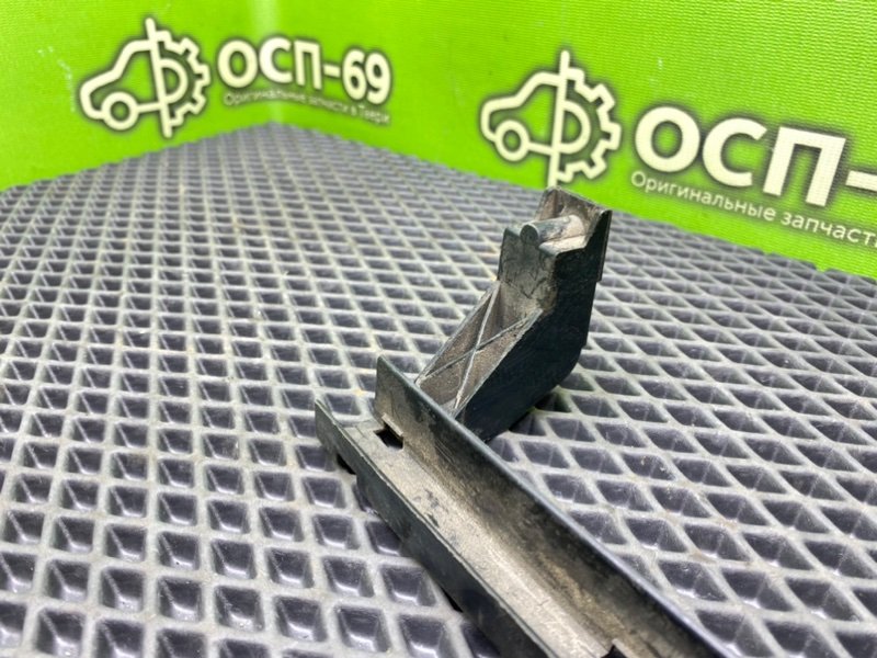 Направляющая стекла двери, 490 рублей, Тверь