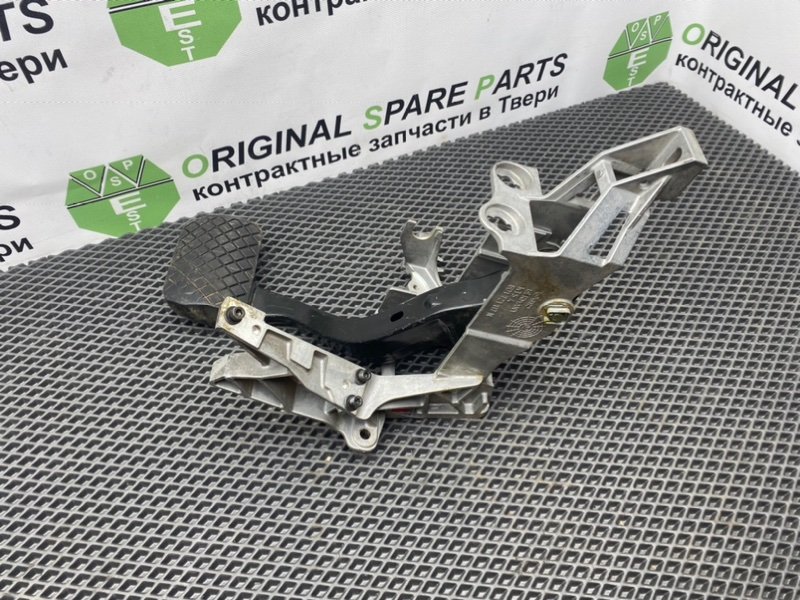 Педаль тормоза, 990 рублей, Тверь