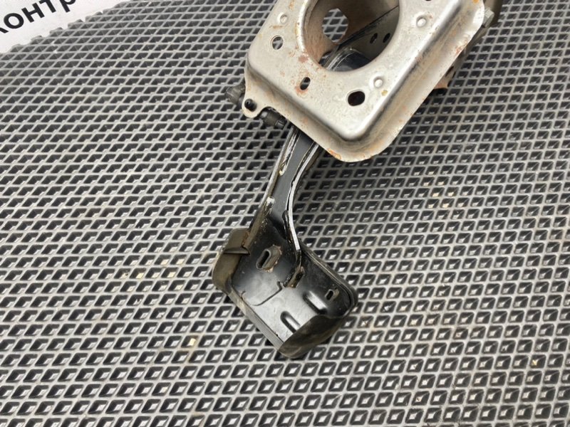 Педаль тормоза, 790 рублей, Тверь