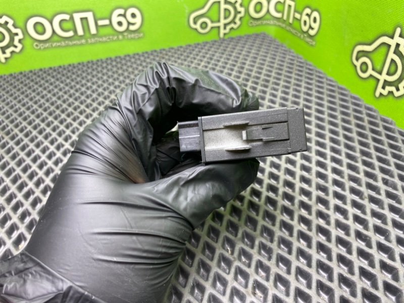 Кнопка обогрева сидений, 990 рублей, Тверь