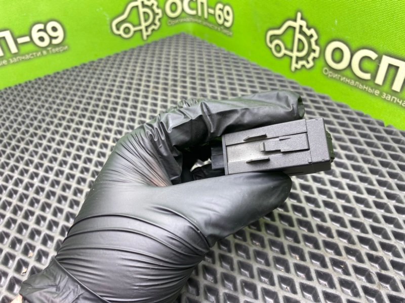 Кнопка обогрева сидений, 990 рублей, Тверь