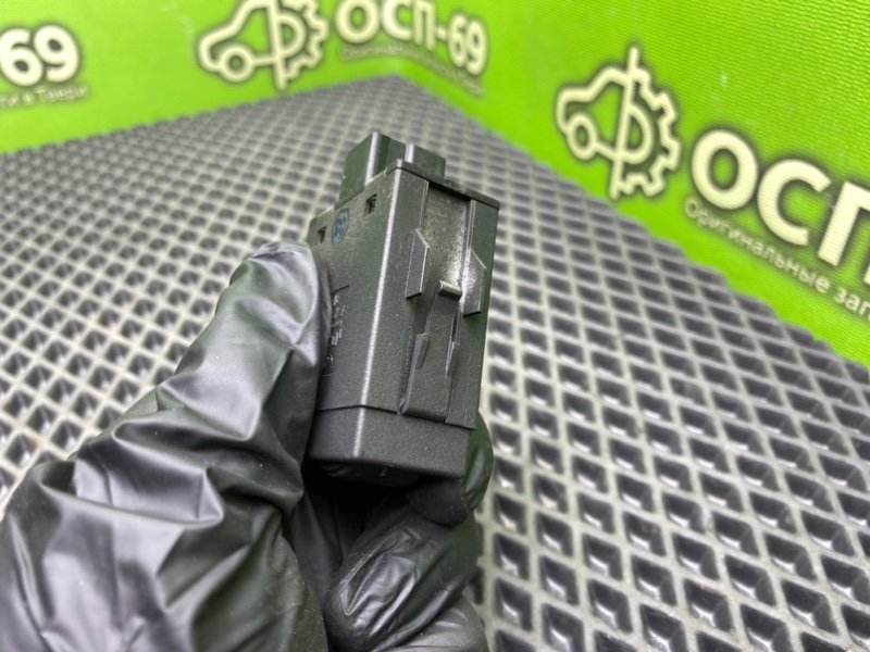 Кнопка обогрева сидений, 990 рублей, Тверь