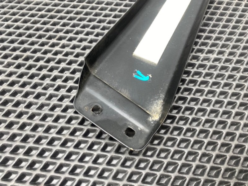 Накладка стойки, 990 рублей, Тверь