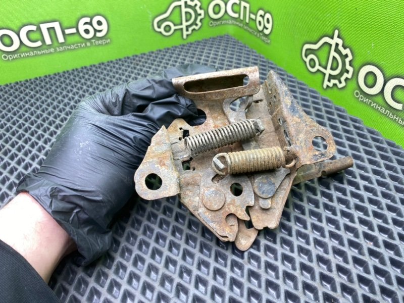 Замок капота, 990 рублей, Тверь