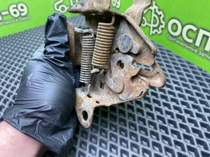 Замок капота, 990 рублей, Тверь