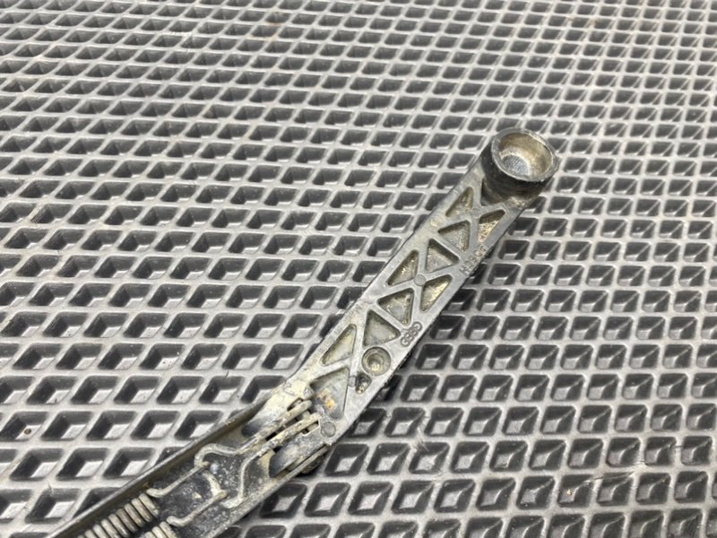 Дворник лобового стекла, 990 рублей, Тверь