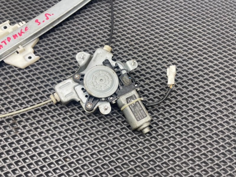 Стеклоподъемник, 1290 рублей, Тверь