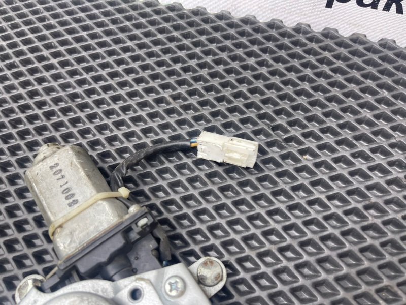 Стеклоподъемник, 1290 рублей, Тверь