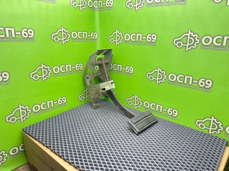 Педаль тормоза, 1490 рублей, Тверь