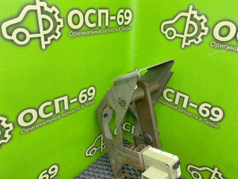 Педаль тормоза, 1490 рублей, Тверь