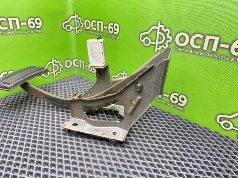 Педаль тормоза, 1490 рублей, Тверь