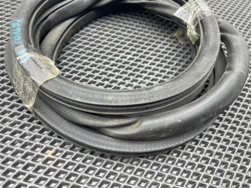 Уплотнитель двери, 790 рублей, Тверь