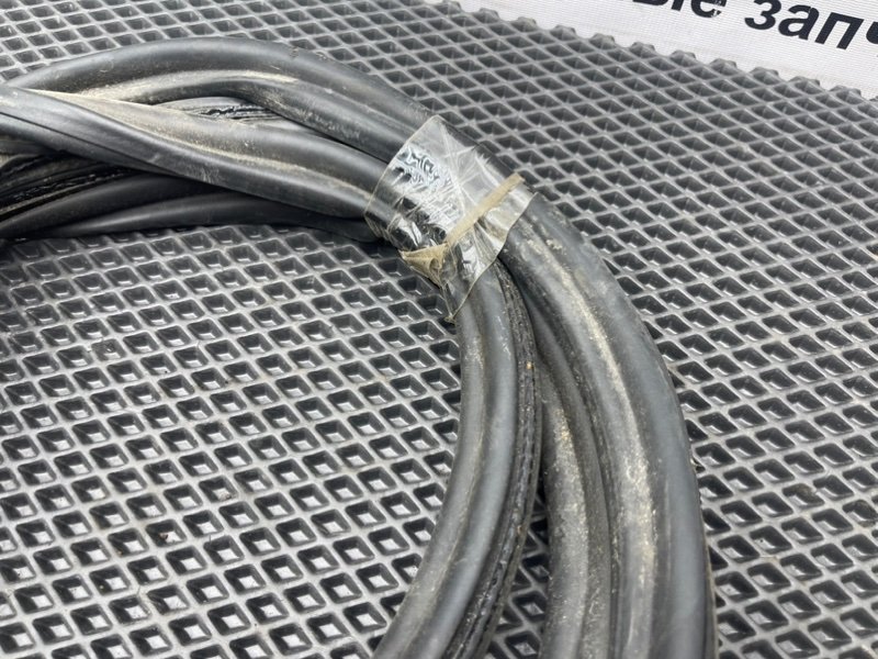 Уплотнительная резинка двери багажника, 1190 рублей, Тверь