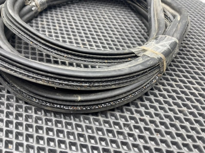 Уплотнительная резинка двери багажника, 1190 рублей, Тверь