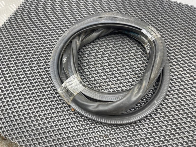 Уплотнитель двери, 1190 рублей, Тверь