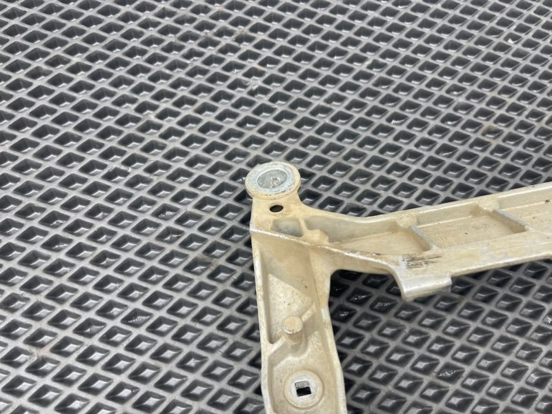 Кронштейн компрессора, 790 рублей, Тверь